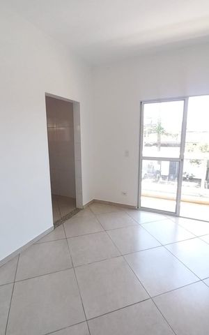 Casa de condomínio para alugar com 108m², 3 quartos e 1 vaga Casa de condomínio para alugar com 108m², 3 quartos e 1 vagaSala