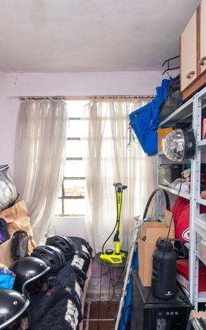 Casa à venda com 500m², 2 quartos e 3 vagas Casa à venda com 500m², 2 quartos e 3 vagasÁrea de Serviço