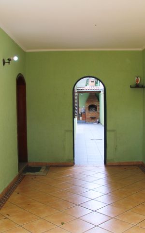 Casa à venda com 260m², 4 quartos e 3 vagasGaragem 