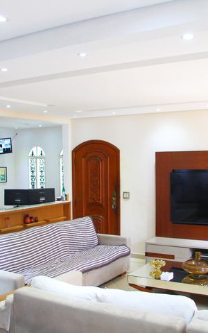 Casa à venda com 260m², 4 quartos e 3 vagasSala 