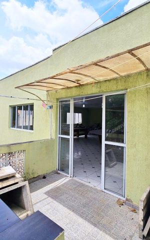 Casa à venda com 260m², 4 quartos e 3 vagas Casa à venda com 260m², 4 quartos e 3 vagas Salão de Festa