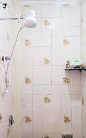 Casa à venda com 260m², 4 quartos e 3 vagas Casa à venda com 260m², 4 quartos e 3 vagasBanheiro de serviço