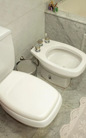 Apartamento à venda com 149m², 3 quartos e 3 vagasBanheiro da Suíte 1