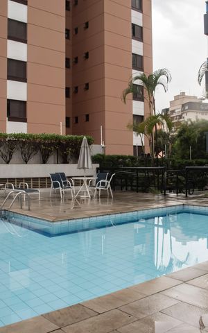 Apartamento à venda com 149m², 3 quartos e 3 vagasÁrea comum - Piscina