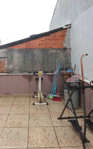 Casa à venda com 165m², 3 quartos e 3 vagas Casa à venda com 165m², 3 quartos e 3 vagasTerraço