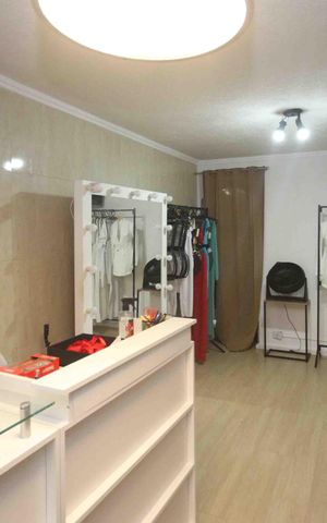 Casa à venda com 165m², 3 quartos e 3 vagas Casa à venda com 165m², 3 quartos e 3 vagasGaragem