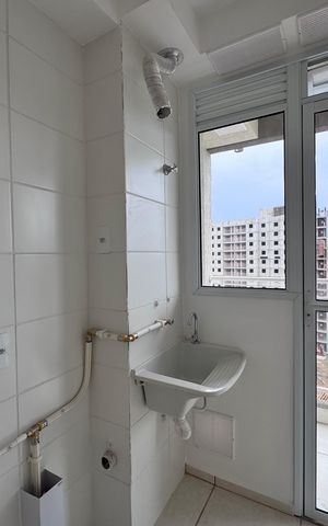 Apartamento para alugar com 52m², 2 quartos e 1 vaga Apartamento para alugar com 52m², 2 quartos e 1 vagaCozinha e Área de Serviço