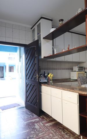 Apartamento à venda com 291m², 4 quartos e 5 vagasCozinha