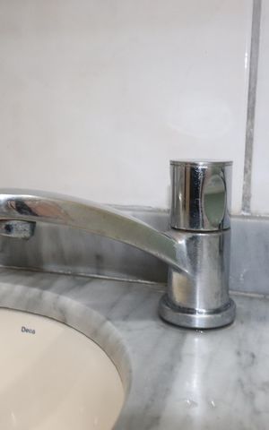 Apartamento à venda com 291m², 4 quartos e 5 vagasBanheiro Quarto 1 suíte