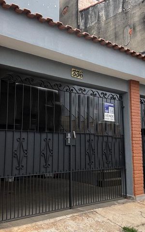 Casa à venda com 86m², 2 quartos e 1 vagaGaragem 