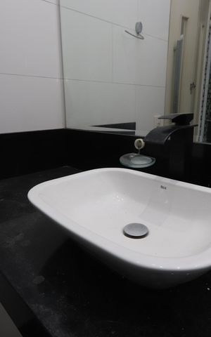 Apartamento para alugar com 64m², 2 quartos e 1 vagaBanheiro