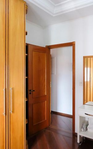Apartamento à venda com 158m², 3 quartos e 2 vagasSuíte 2