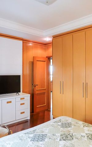 Apartamento à venda com 158m², 3 quartos e 2 vagasSuíte 1