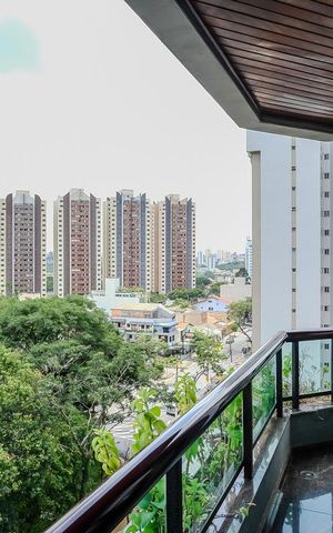 Apartamento à venda com 158m², 3 quartos e 2 vagasVaranda