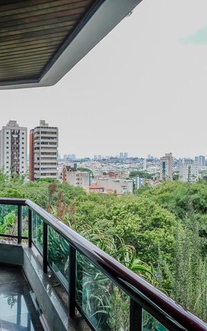 Apartamento à venda com 158m², 3 quartos e 2 vagasVaranda