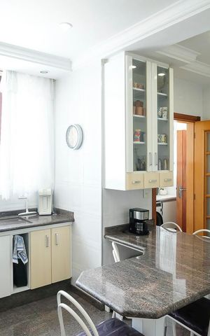Apartamento à venda com 158m², 3 quartos e 2 vagasCozinha