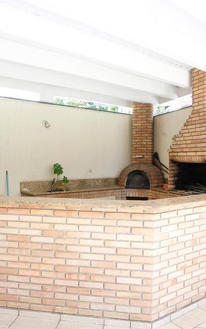 Apartamento à venda com 158m², 3 quartos e 2 vagasChurrasqueira