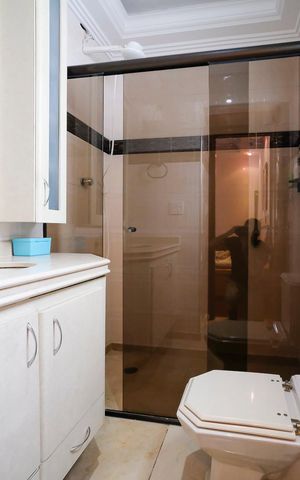 Apartamento à venda com 158m², 3 quartos e 2 vagasBanheiro da suíte 1