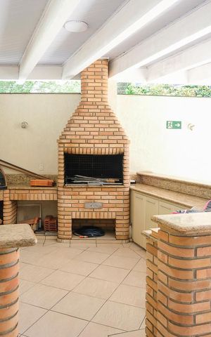 Apartamento à venda com 158m², 3 quartos e 2 vagasChurrasqueira