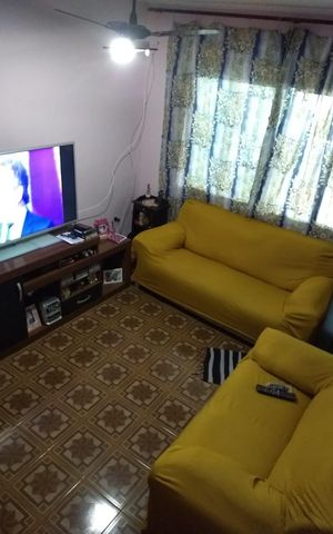 Casa à venda com 128m², 3 quartos e 1 vaga Casa à venda com 128m², 3 quartos e 1 vagaSala