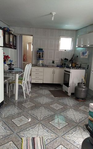Casa à venda com 128m², 3 quartos e 1 vaga Casa à venda com 128m², 3 quartos e 1 vagaCozinha