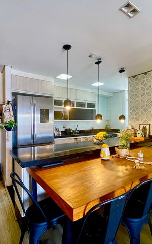 Apartamento à venda com 145m², 3 quartos e 1 vaga Apartamento à venda com 145m², 3 quartos e 1 vagaSala de Jantar