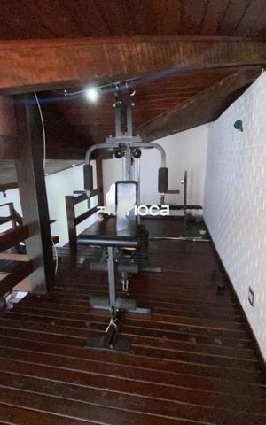 Casa de condomínio à venda com 286m², 4 quartos e 1 vaga