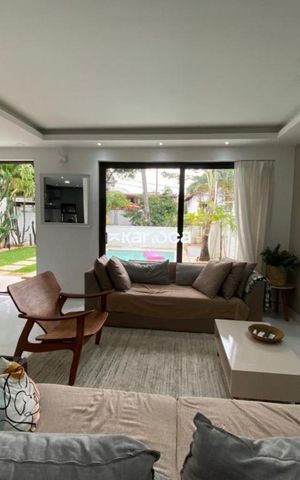 Casa de condomínio à venda com 286m², 4 quartos e 1 vaga
