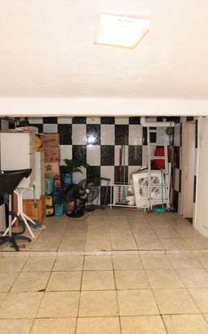 Casa à venda com 126m², 4 quartos e 2 vagasEdícula