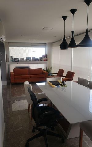 Apartamento à venda com 171m², 3 quartos e 3 vagas