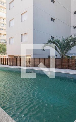 Apartamento à venda com 80m², 2 quartos e 2 vagas Apartamento à venda com 80m², 2 quartos e 2 vagasÁrea comum - Piscina