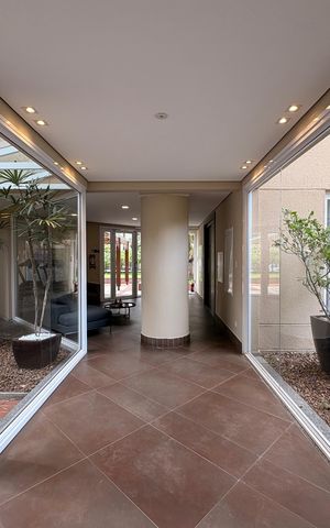 Apartamento à venda com 80m², 2 quartos e 2 vagas Apartamento à venda com 80m², 2 quartos e 2 vagasHall social
