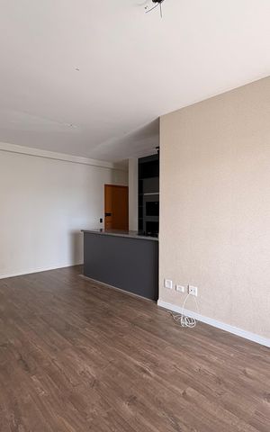 Apartamento à venda com 80m², 2 quartos e 2 vagas Apartamento à venda com 80m², 2 quartos e 2 vagasSala