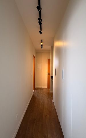 Apartamento à venda com 80m², 2 quartos e 2 vagas Apartamento à venda com 80m², 2 quartos e 2 vagascorredor acesso a suite