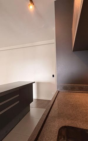 Apartamento à venda com 80m², 2 quartos e 2 vagas Apartamento à venda com 80m², 2 quartos e 2 vagasCozinha