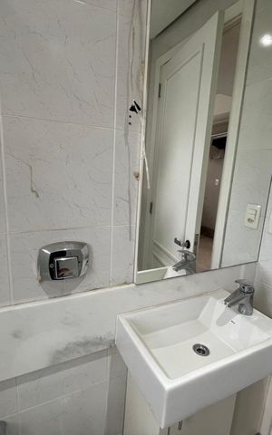 Apartamento para alugar com 320m², 4 quartos e 5 vagas Apartamento para alugar com 320m², 4 quartos e 5 vagasBanheiro Social