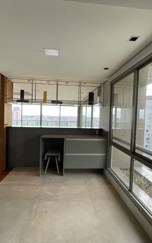 Apartamento para alugar com 320m², 4 quartos e 5 vagas Apartamento para alugar com 320m², 4 quartos e 5 vagasCozinha