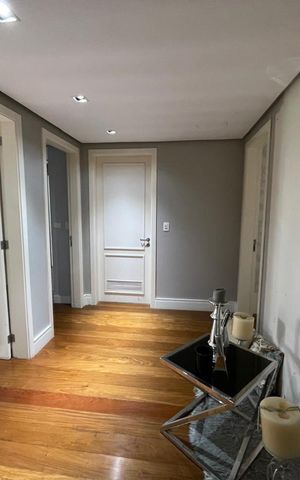 Apartamento para alugar com 320m², 4 quartos e 5 vagas Apartamento para alugar com 320m², 4 quartos e 5 vagasHall