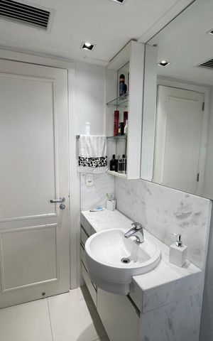 Apartamento para alugar com 320m², 4 quartos e 5 vagas Apartamento para alugar com 320m², 4 quartos e 5 vagasBanheiro da Suíte 3