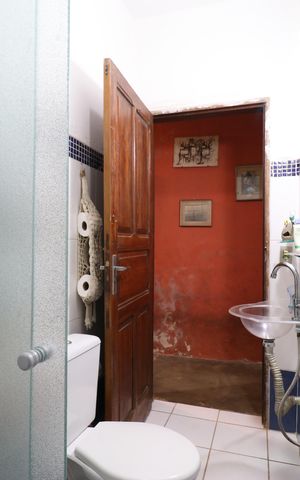 Casa à venda com 365m², 2 quartos e 3 vagasBanheiro Social