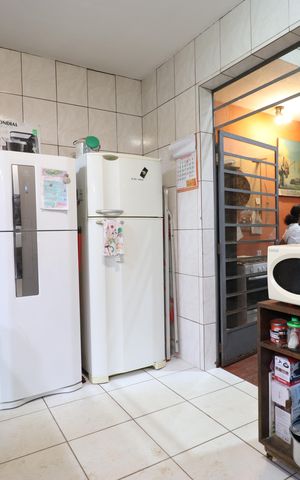 Casa à venda com 365m², 2 quartos e 3 vagasCozinha