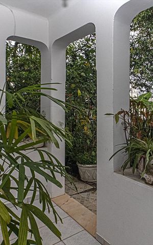 Casa à venda com 338m², 6 quartos e 4 vagas Casa à venda com 338m², 6 quartos e 4 vagashall de entrada_4