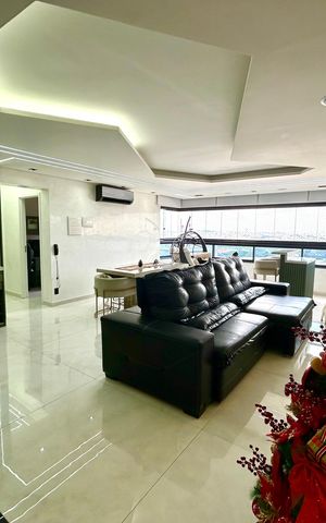 Apartamento à venda com 90m², 2 quartos e 2 vagas Apartamento à venda com 90m², 2 quartos e 2 vagasSala