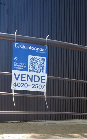 Casa à venda com 340m², 4 quartos e 4 vagasPlaquinha