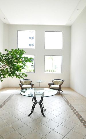 Apartamento à venda com 80m², 1 quarto e 1 vagaHall Social