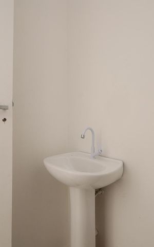 Casa à venda com 225m², 3 quartos e 2 vagas Casa à venda com 225m², 3 quartos e 2 vagasBanheiro 4