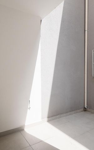 Casa à venda com 225m², 3 quartos e 2 vagas Casa à venda com 225m², 3 quartos e 2 vagasÁrea de ServiçoÁrea de Serviço