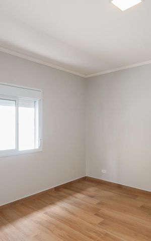 Casa à venda com 225m², 3 quartos e 2 vagas Casa à venda com 225m², 3 quartos e 2 vagasSuíte