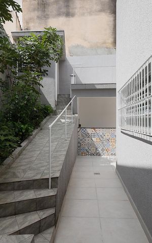 Casa à venda com 225m², 3 quartos e 2 vagas Casa à venda com 225m², 3 quartos e 2 vagasQuintal