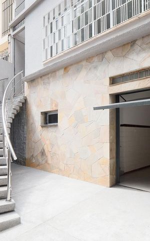 Casa à venda com 225m², 3 quartos e 2 vagas Casa à venda com 225m², 3 quartos e 2 vagasGaragem